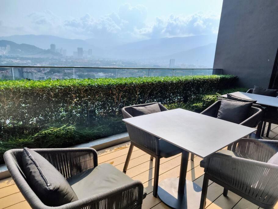 Infinity Pool 2Br Suite 7Pax @Beacon @Georgetown エクステリア 写真